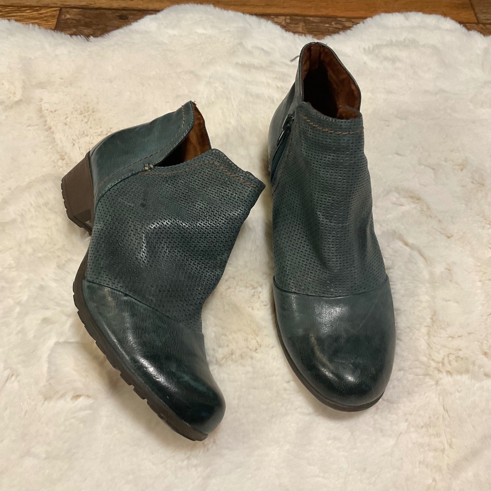Cobb Hill Size 8 Ankle Bootie Teal Blue Green Rockport Gratasha V-Ut Boots Women